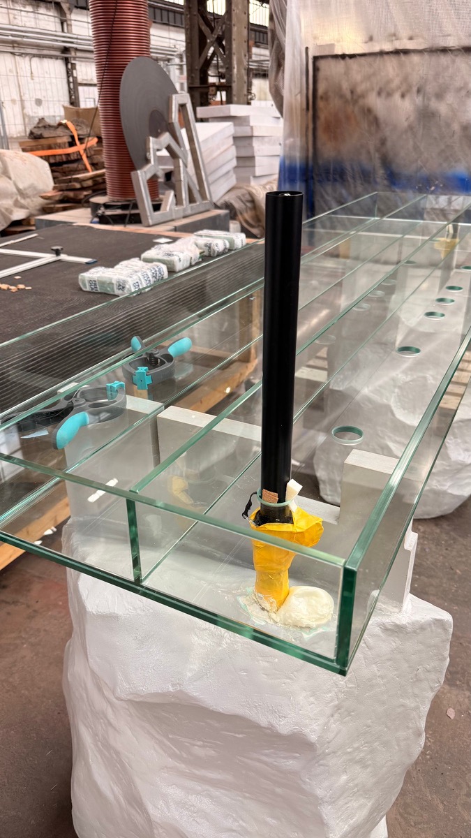 DJ-Tisch mit Glasplatte, Bild 4