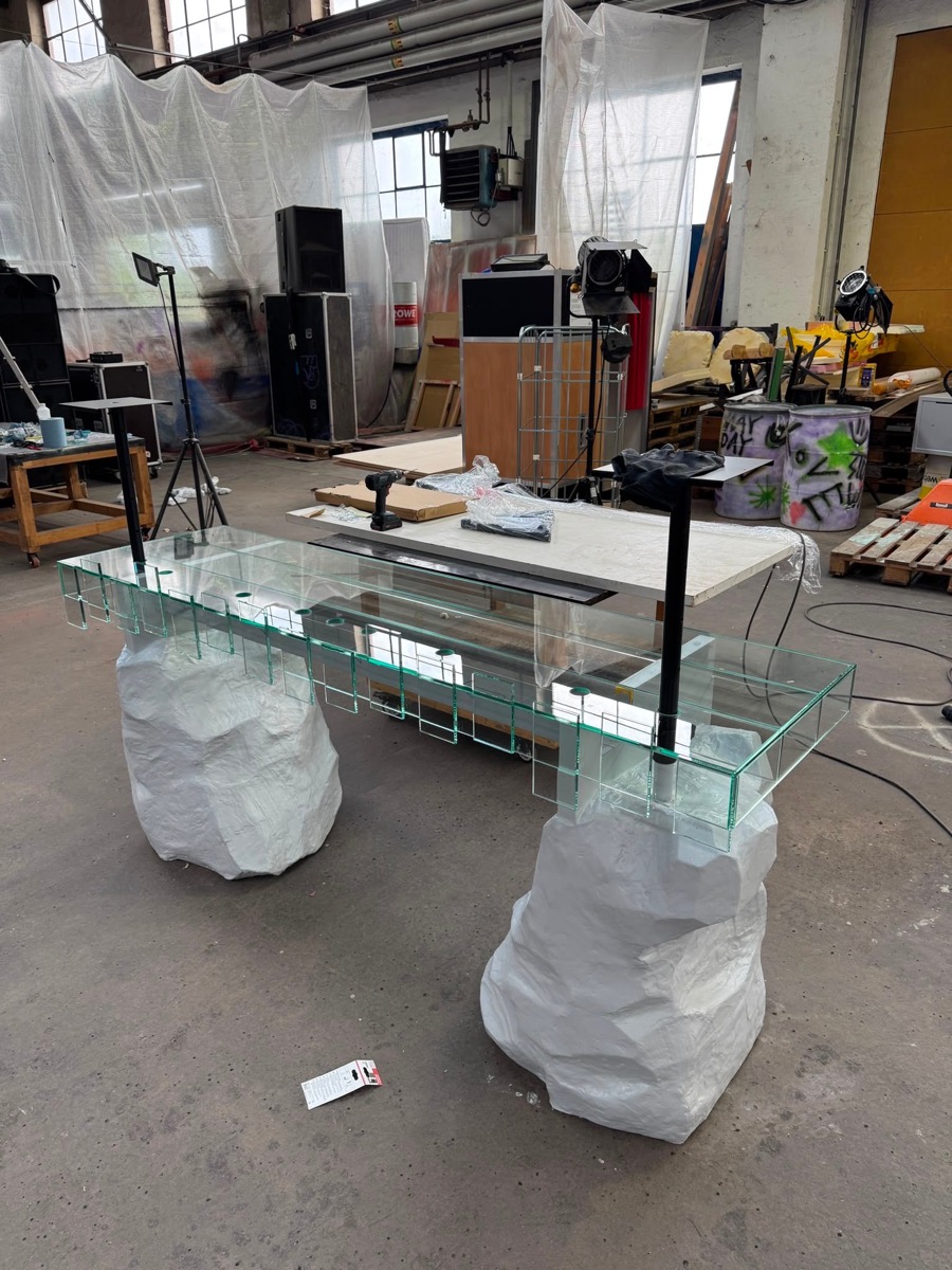 DJ-Tisch mit Glasplatte, Bild 8